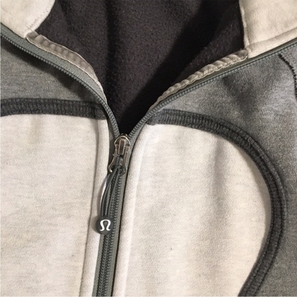Lululemon Women’s Gray and White Scuba Hoodie Size 6 - Picture 3 of 6